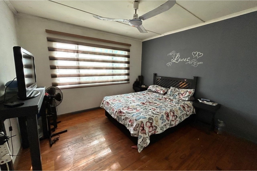 3 Bedroom Property for Sale in Sunrise On Sea Eastern Cape